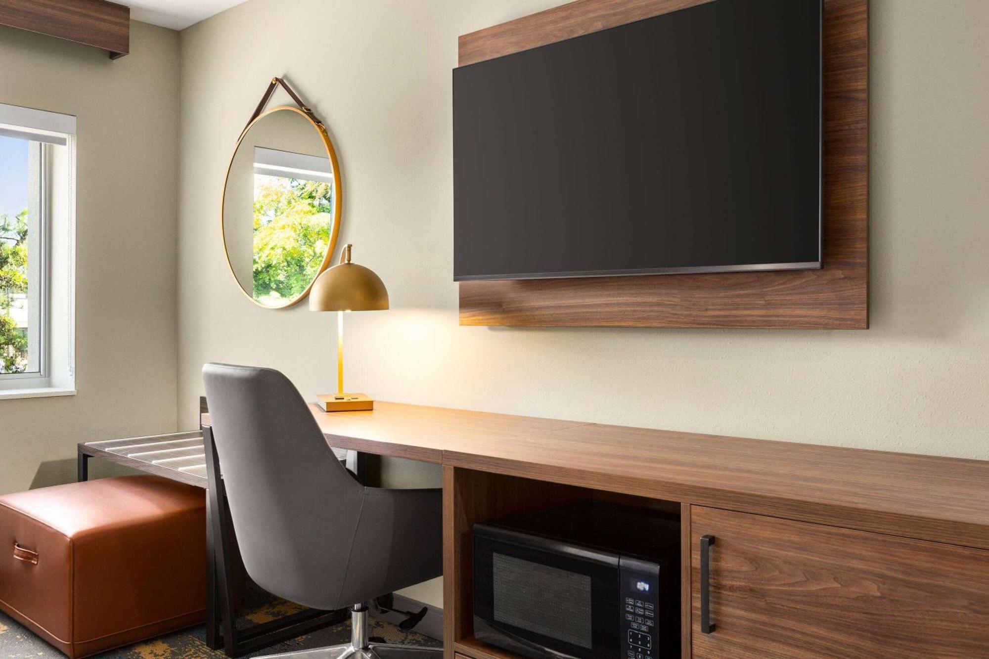 La Quinta Inn By Wyndham Columbia Ne Fort Jackson エクステリア 写真