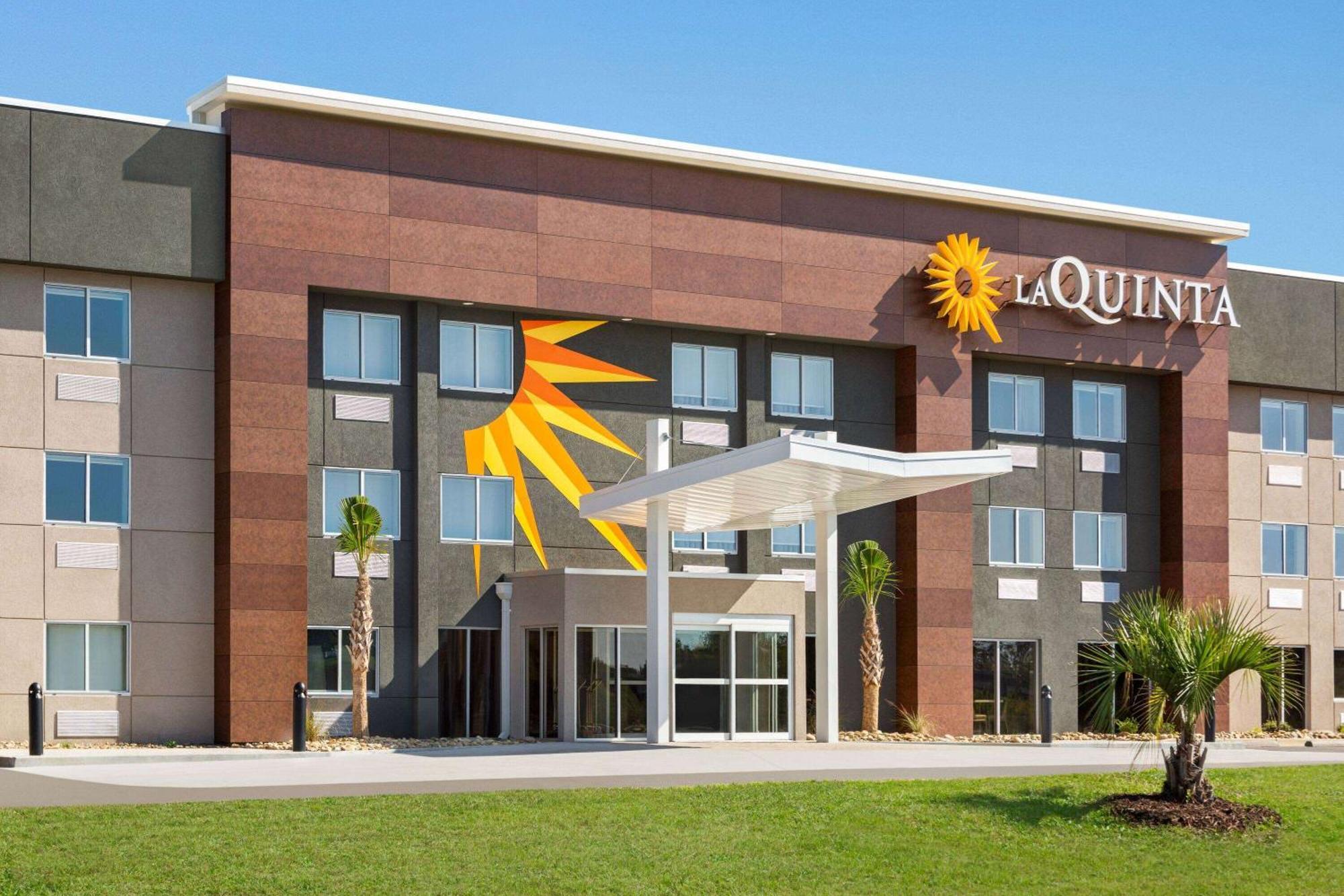 La Quinta Inn By Wyndham Columbia Ne Fort Jackson エクステリア 写真