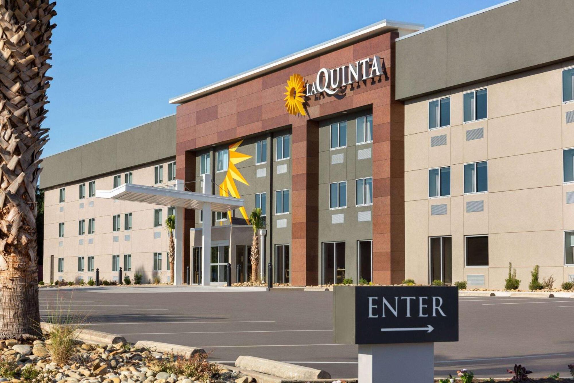 La Quinta Inn By Wyndham Columbia Ne Fort Jackson エクステリア 写真